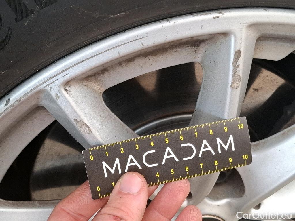  Bmw  Serie 2 Série 2 Active Tourer 216d Lounge 1.5 115CV BVM6 E6d #91