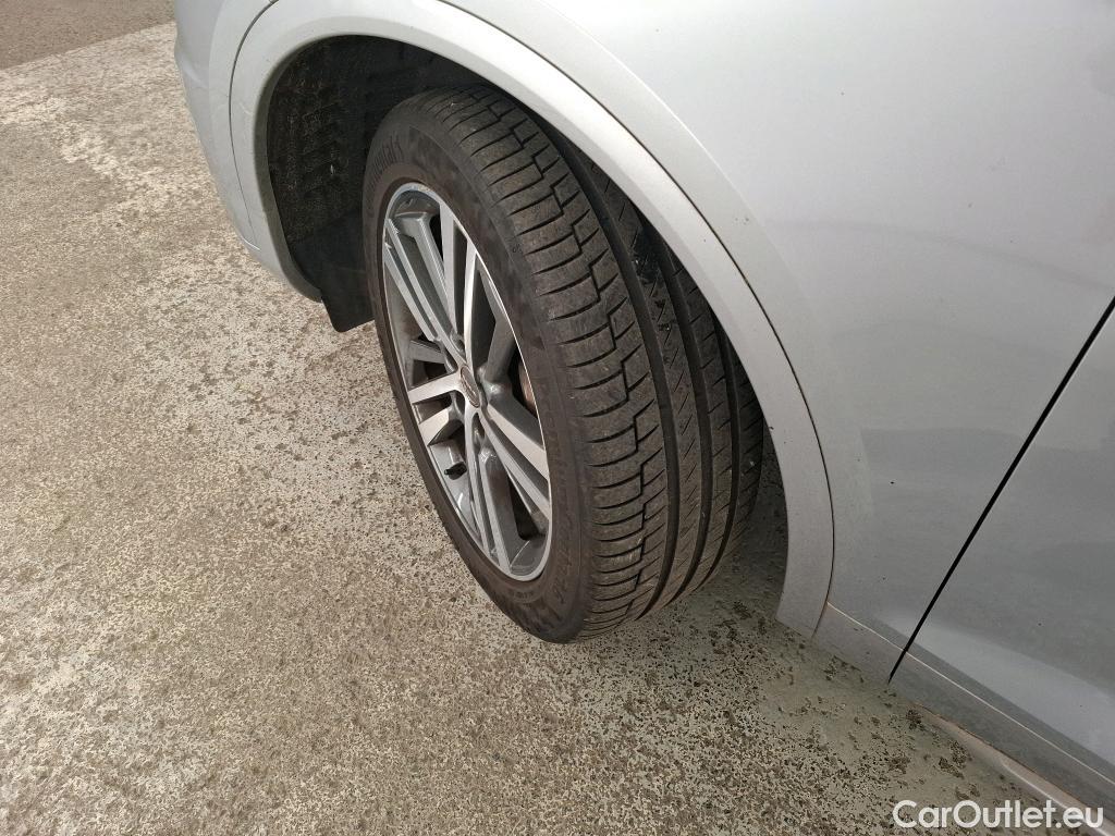  Audi  Q5  avus quattro 2.0 TFSI 250CV BVA7 E6 #54