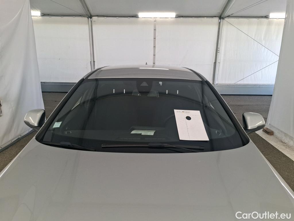  Bmw  Serie 1 BMW Série 1 / 2019 / 5P / Berline 1.5 116I Business Design #41