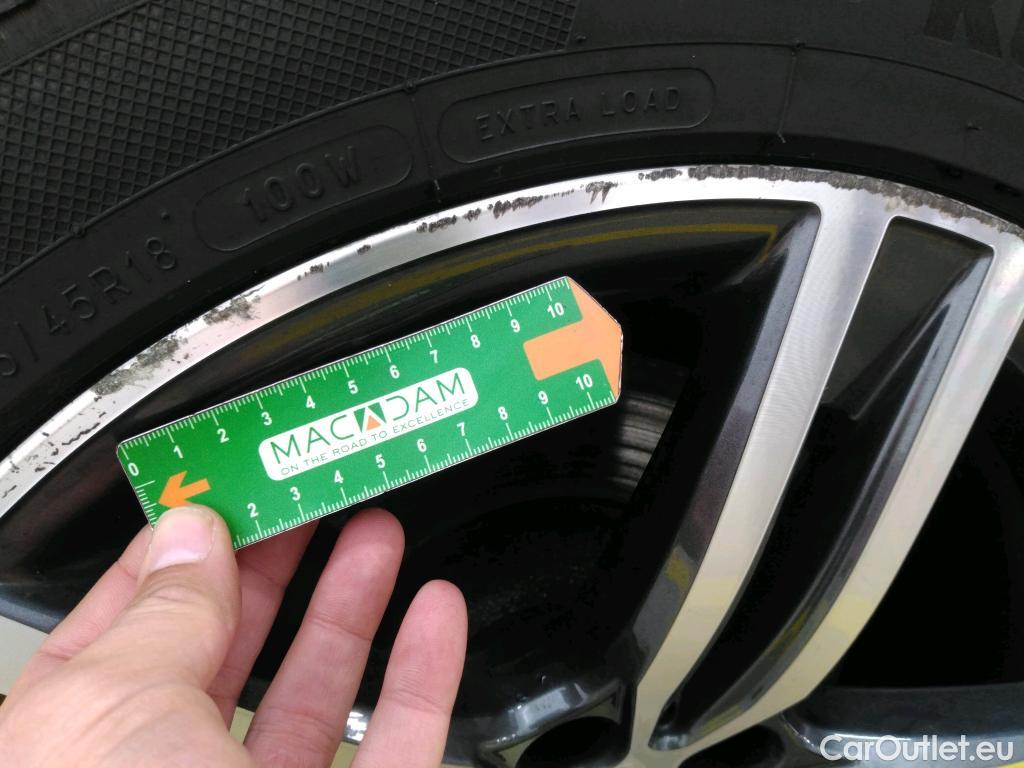  Bmw  Serie 5 BMW Série 5 Touring / 2020 / 5P / Break 520d xDrive 190ch Business Design #18