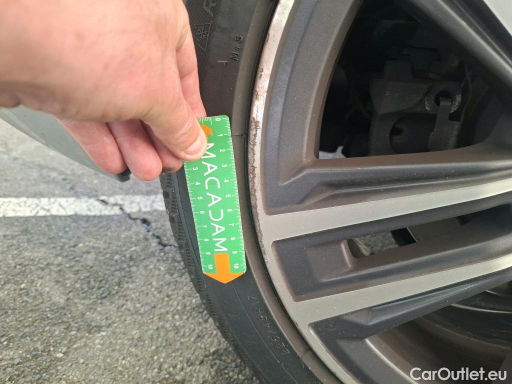  Bmw  Serie 1 BMW Série 1 / 2019 / 5P / Berline 1.5 116I Business Design #30