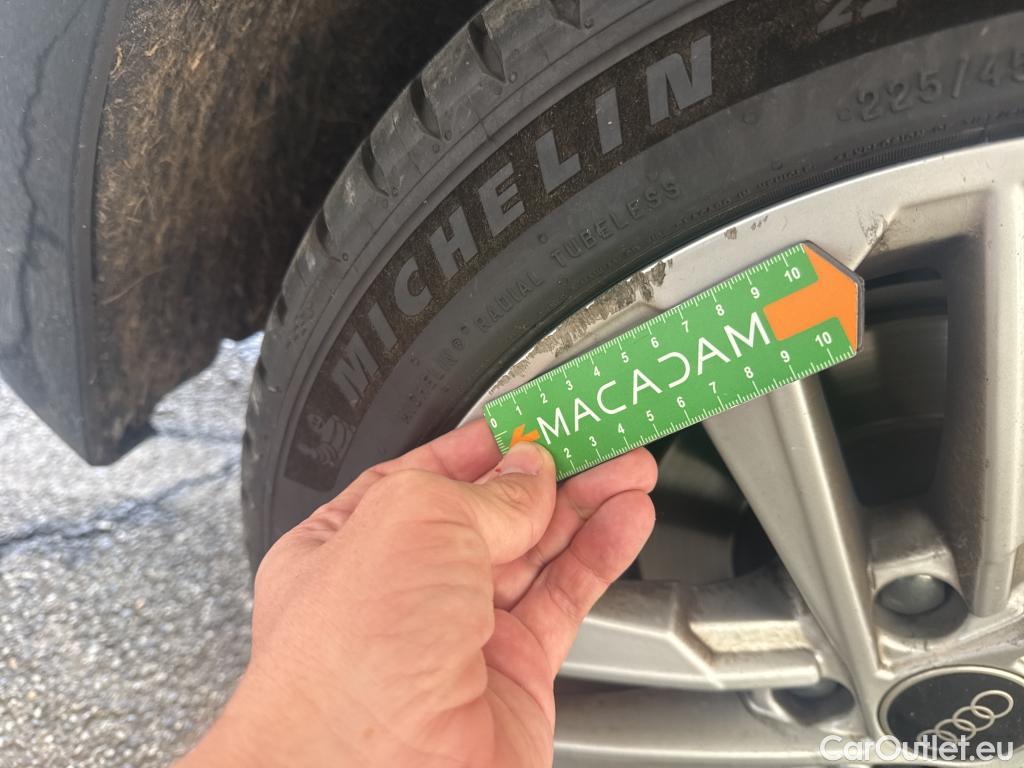  Audi  A3 AUDI  Sportback / 2020 / 5P / Berline 35 TDI 150 S tronic Business Line #6