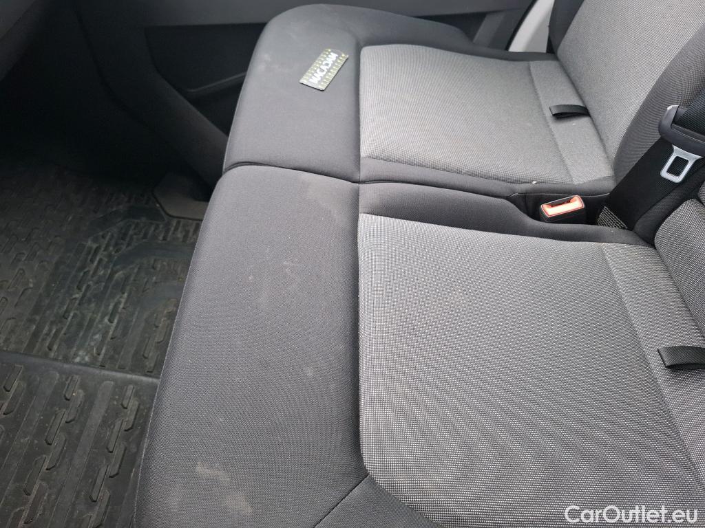  Volkswagen  Crafter  Fourgon Fourgon 35 mittlerer Radstand mit Hochdach FWD 2.0 140CV BVM6 #23