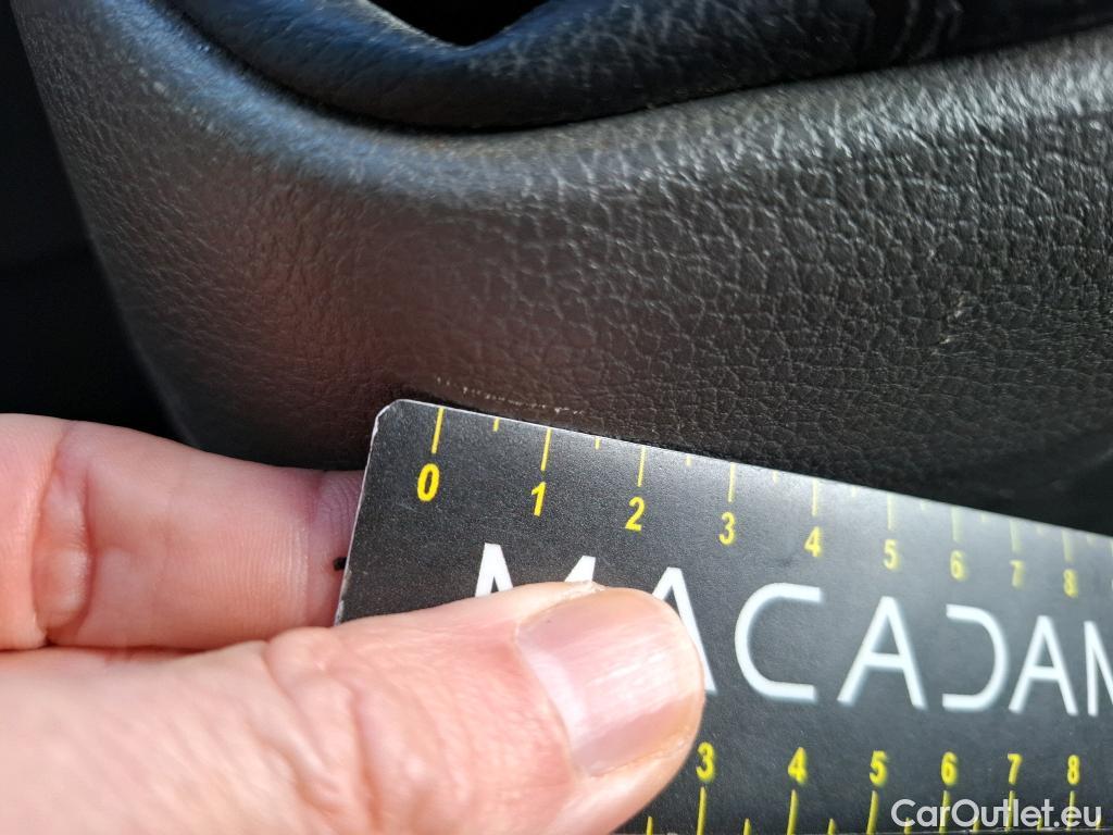  Volkswagen  Crafter  Fourgon Fourgon 35 mittlerer Radstand mit Hochdach FWD 2.0 140CV BVM6 #17