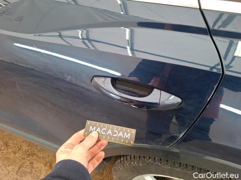  Audi  Q3 AUDI  / 2018 / 5P / SUV 1.5 35 TFSI 150 S TRONIC DESIGN LUXE #45