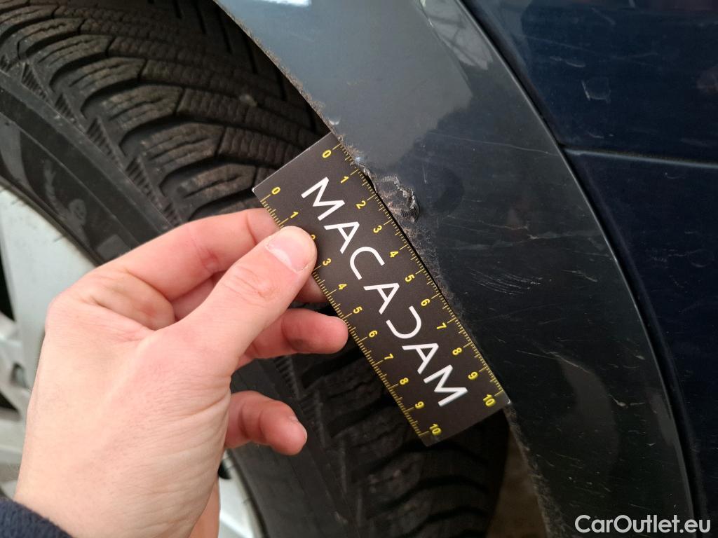  Audi  Q3 AUDI  / 2018 / 5P / SUV 1.5 35 TFSI 150 S TRONIC DESIGN LUXE #42