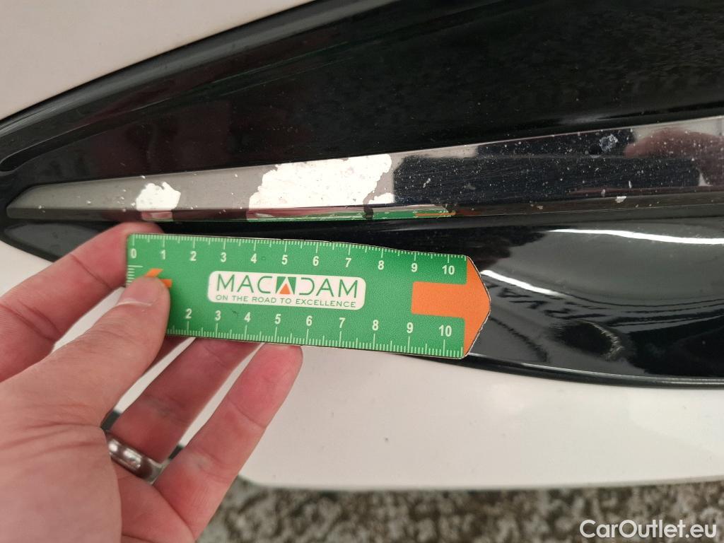  Hyundai  i30 HYUNDAI  / 2020 / 5P / Berline 1.0 T-GDI 120 MHEV I-MT CREATIVE #24