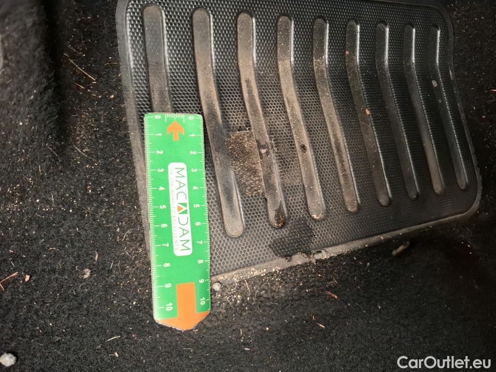  Citroen  C4 Cactus  Shine Business 1.5 BlueHDi 100CV BVM6 E6dT #14