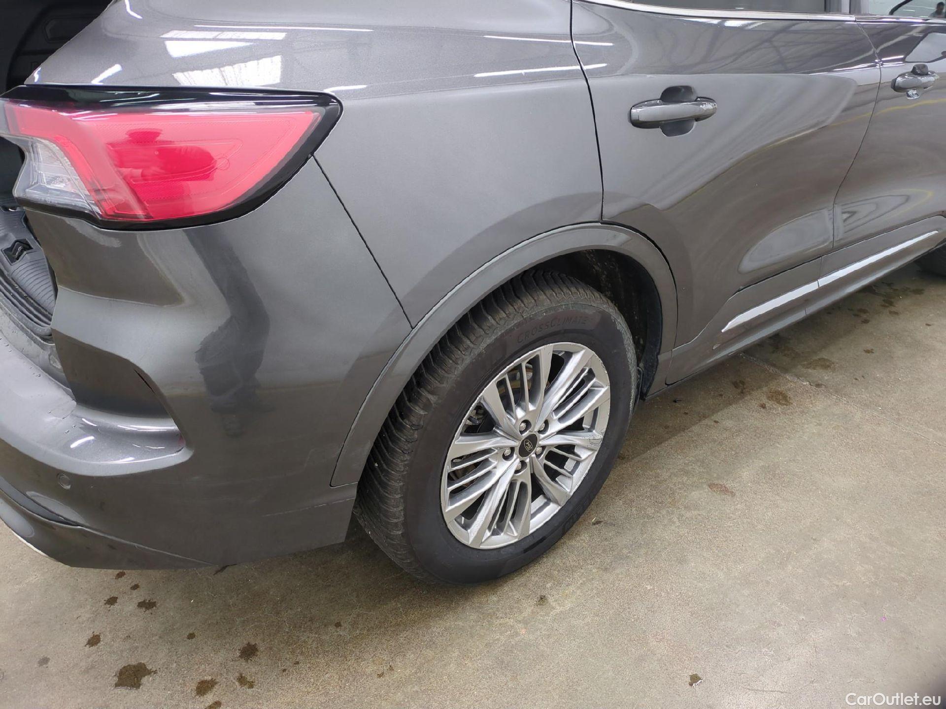  Ford  Kuga FORD  / 2019 / 5P / SUV 2.5 190 hybrid Flexifuel Pshift Vignale #21