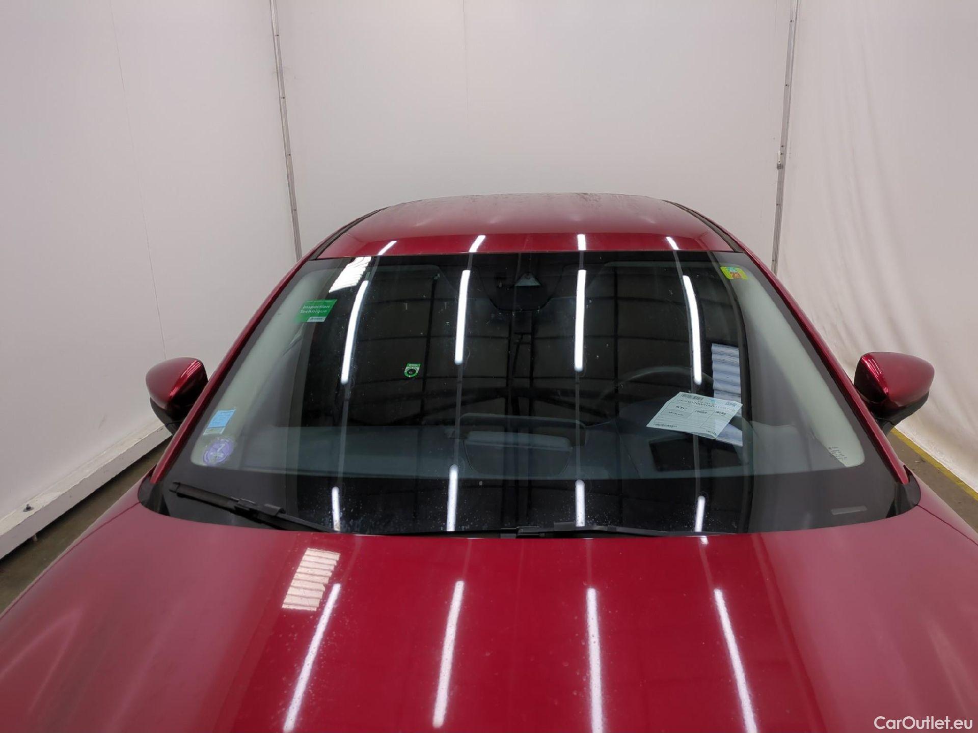  Land Rover  Discovery MAZDA CX-30 / 2019 / 5P / Crossover 2.0L Skyactiv-X M Hybrid Busi Ex BVA6 #2