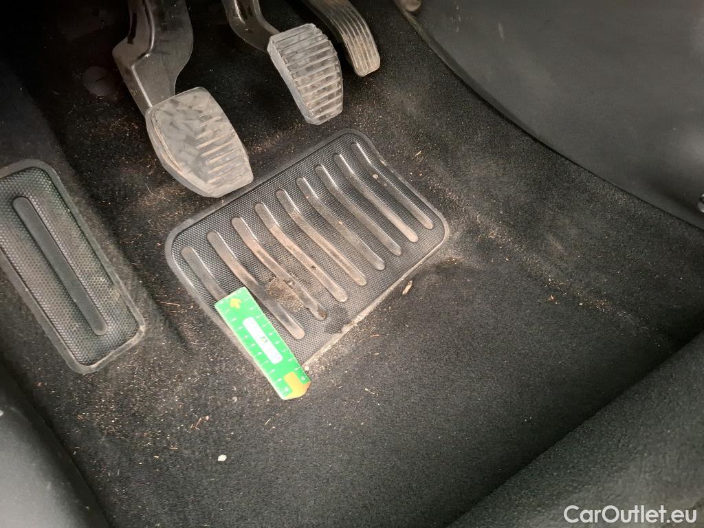  Citroen  C4 Cactus  Shine Business 1.5 BlueHDi 100CV BVM6 E6dT #13