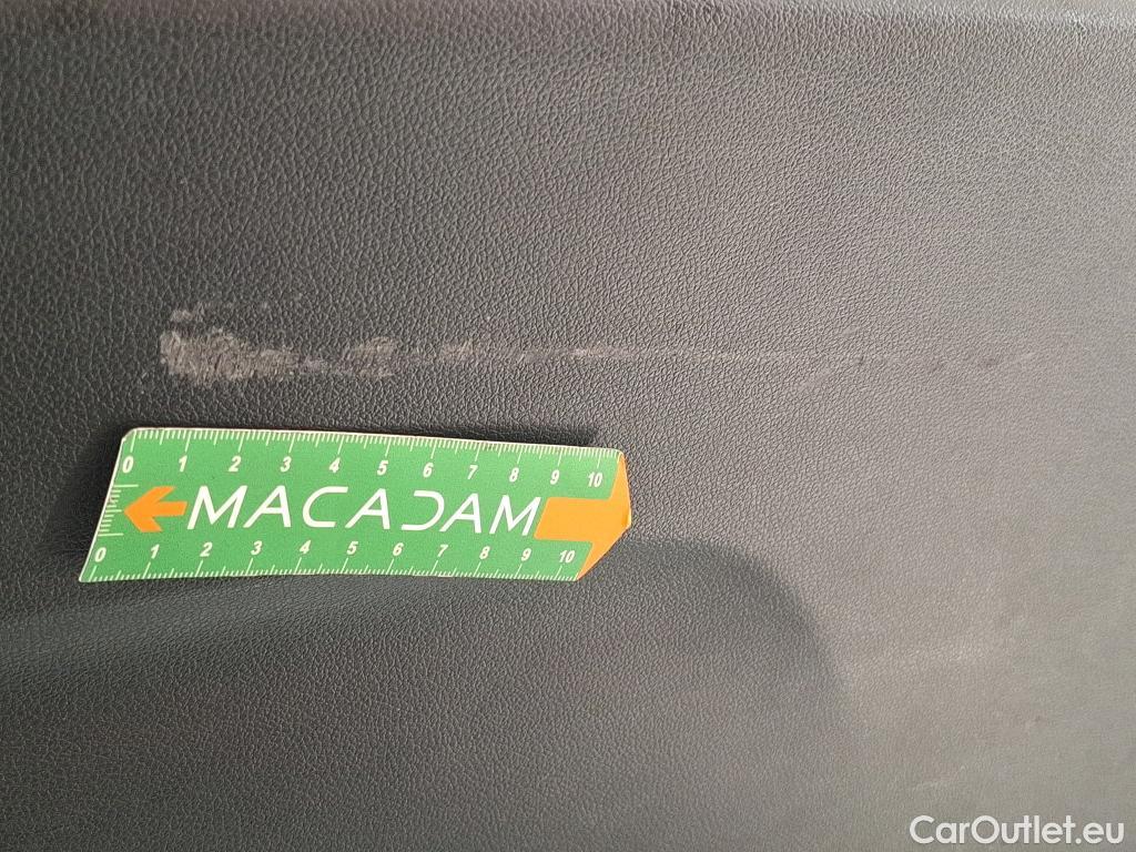  Hyundai  Konna Kona Business Hybrid 2WD 1.6 GDI 140CV BVA6 E6dT #2