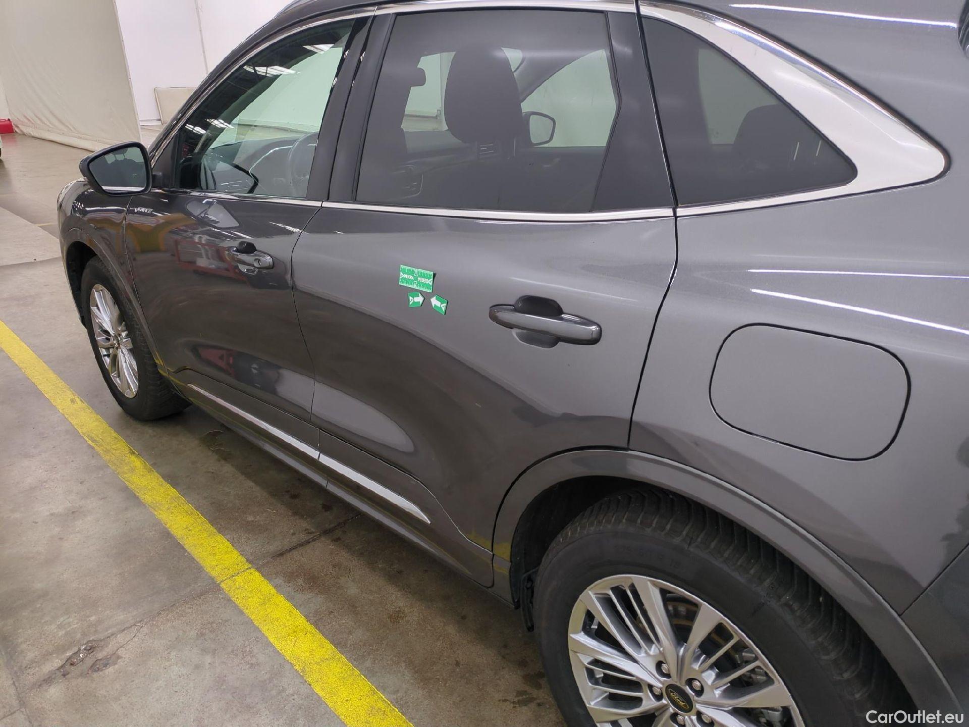  Ford  Kuga FORD  / 2019 / 5P / SUV 2.5 190 hybrid Flexifuel Pshift Vignale #13