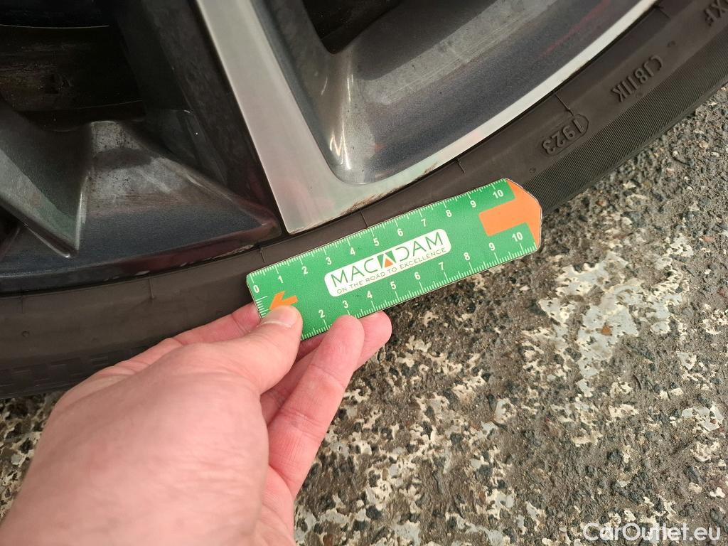  Hyundai  i30 HYUNDAI  / 2020 / 5P / Berline 1.0 T-GDI 120 MHEV I-MT CREATIVE #12