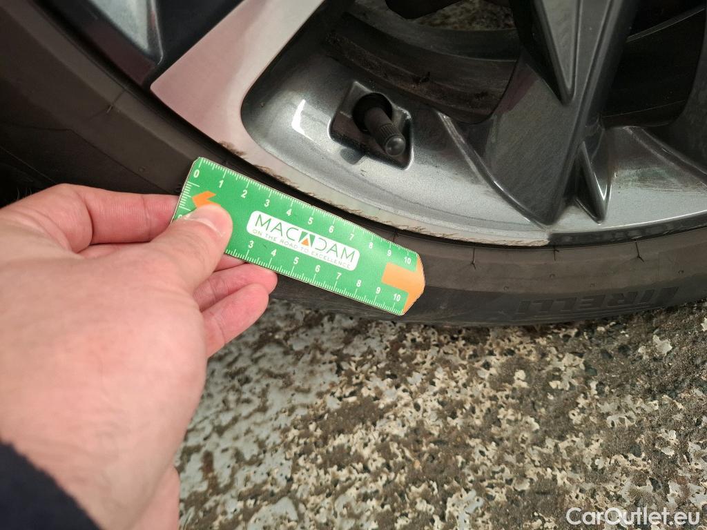  Hyundai  i30 HYUNDAI  / 2020 / 5P / Berline 1.0 T-GDI 120 MHEV I-MT CREATIVE #11