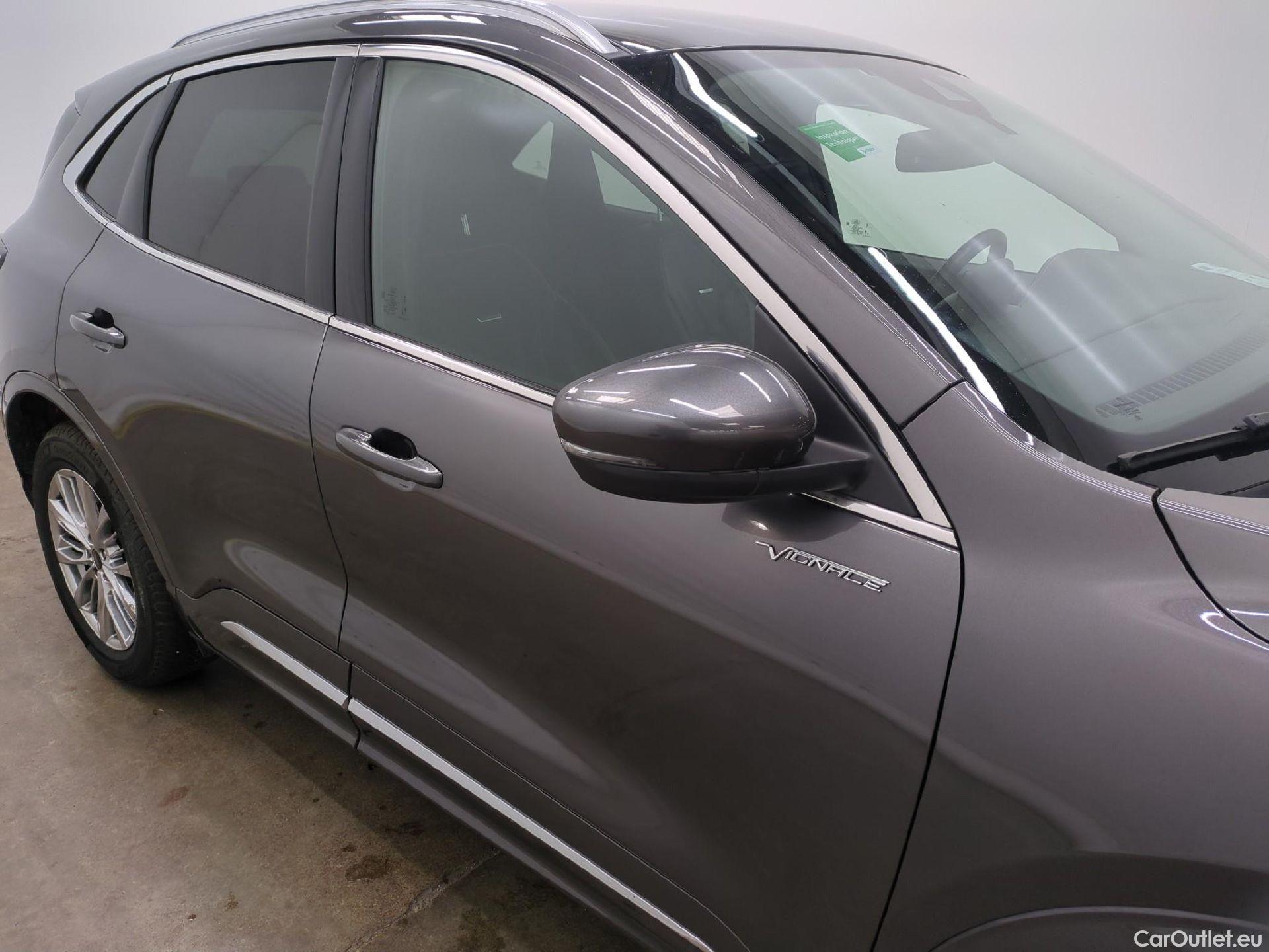  Ford  Kuga FORD  / 2019 / 5P / SUV 2.5 190 hybrid Flexifuel Pshift Vignale #28