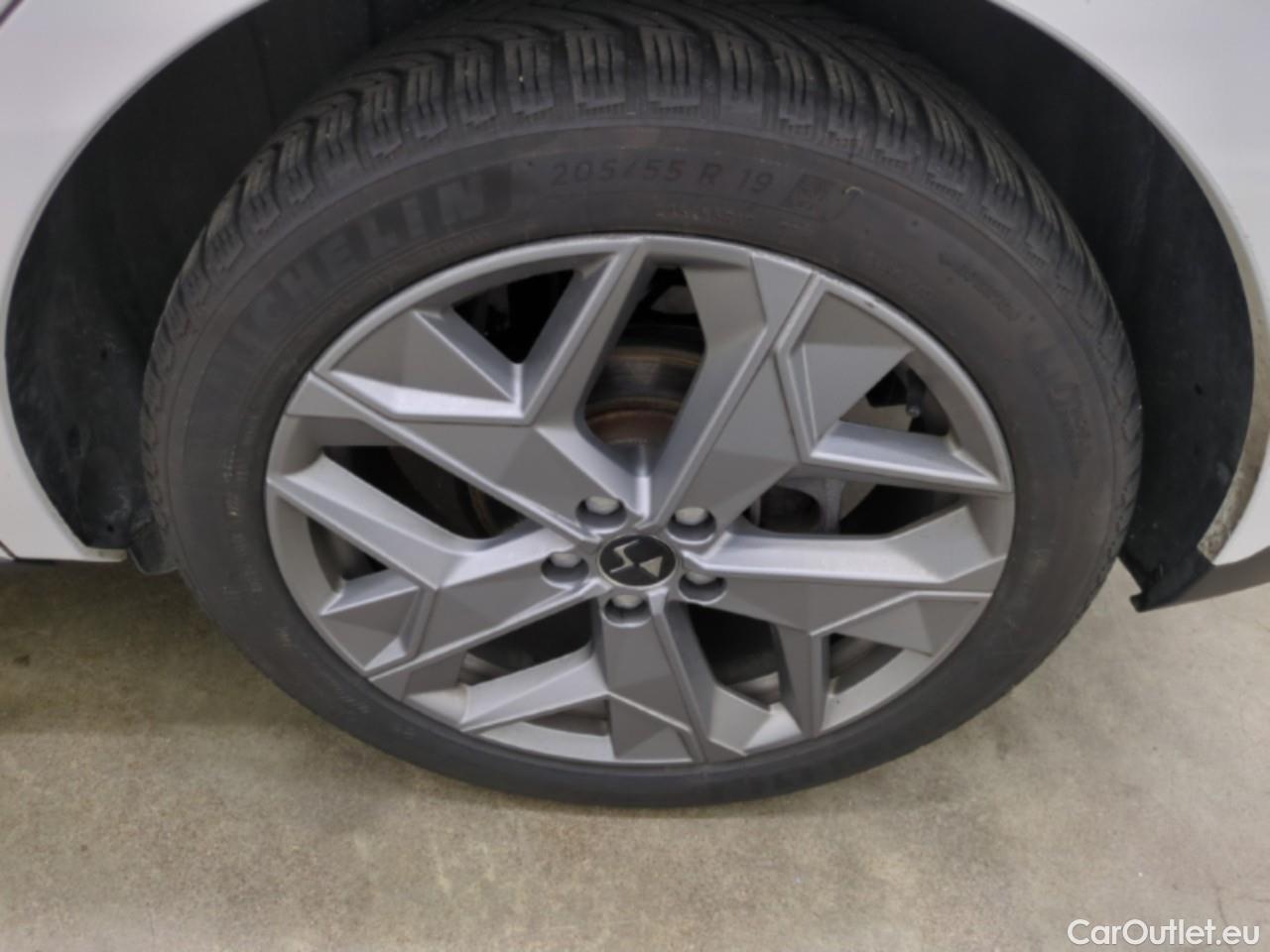  DS  DS4 4 Cross Trocadero 1.5 BlueHDi 130CV BVA8 E6d #13