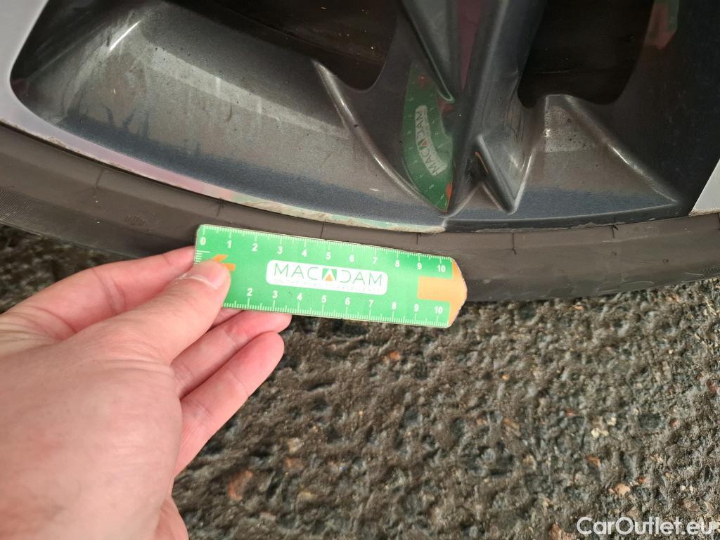  Hyundai  i30 HYUNDAI  / 2020 / 5P / Berline 1.0 T-GDI 120 MHEV I-MT CREATIVE #17