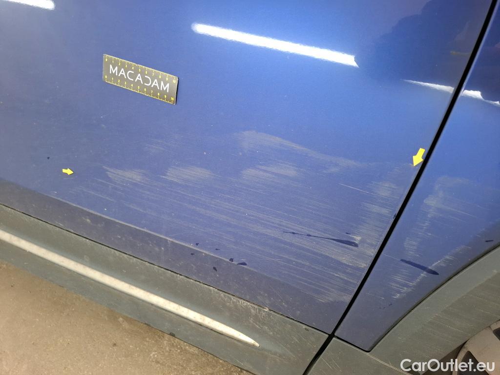  Mercedes  GLB MERCEDES-BENZ  / 2019 / 5P / SUV  200 d Business Line #5