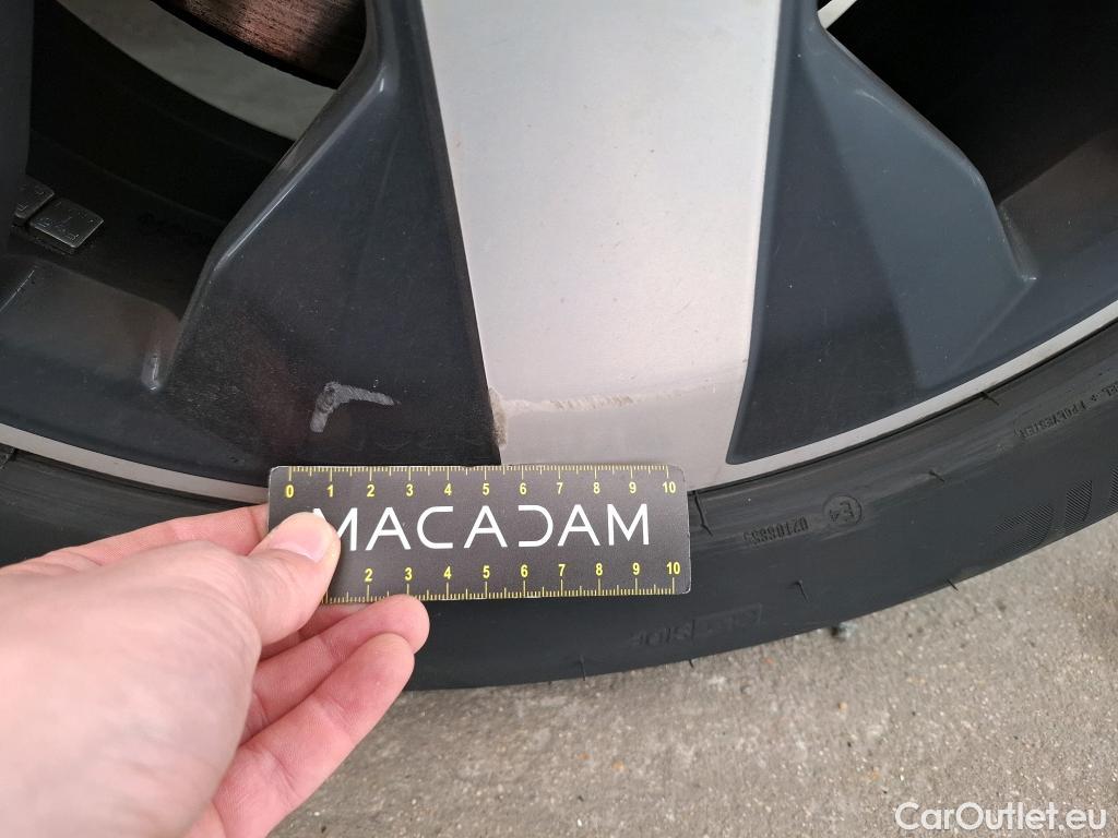  Mercedes  GLB MERCEDES-BENZ  / 2019 / 5P / SUV  200 d Business Line #16