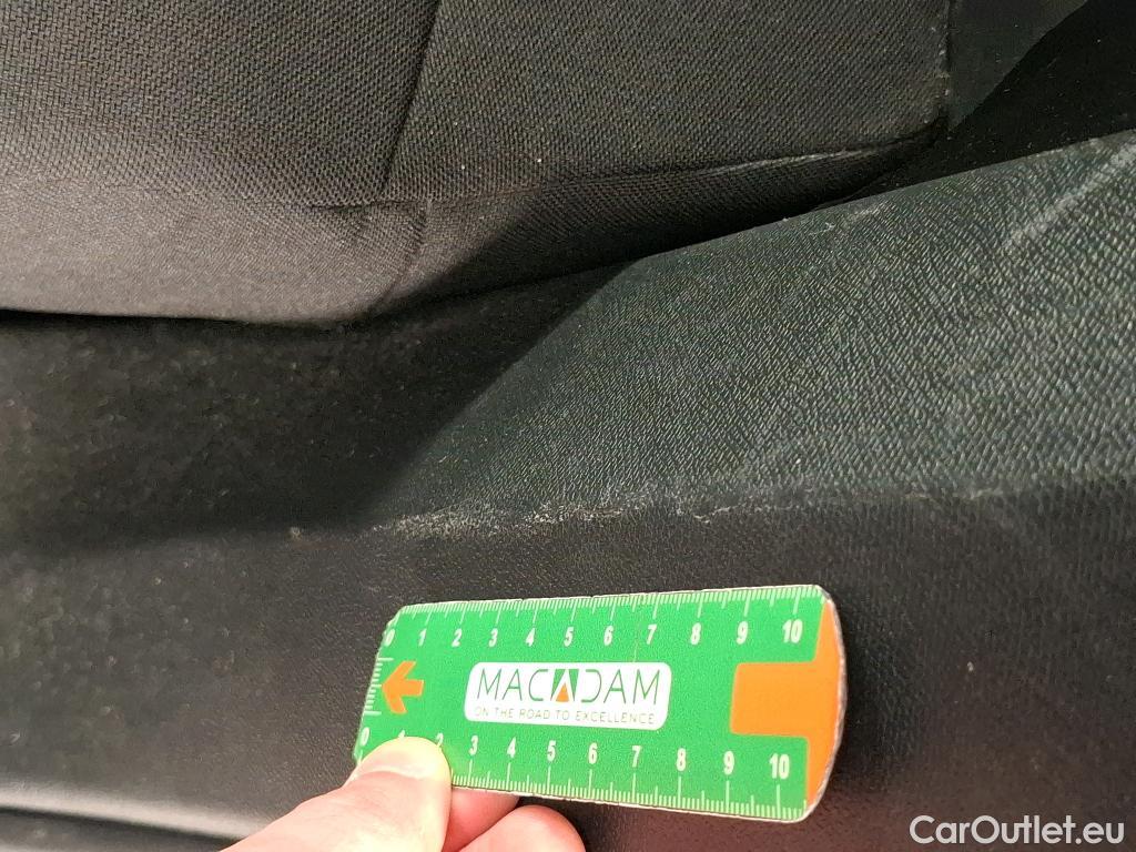  Peugeot  3008  II Active Pack 1.2 PureTech 130CV BVA8 E6d #14