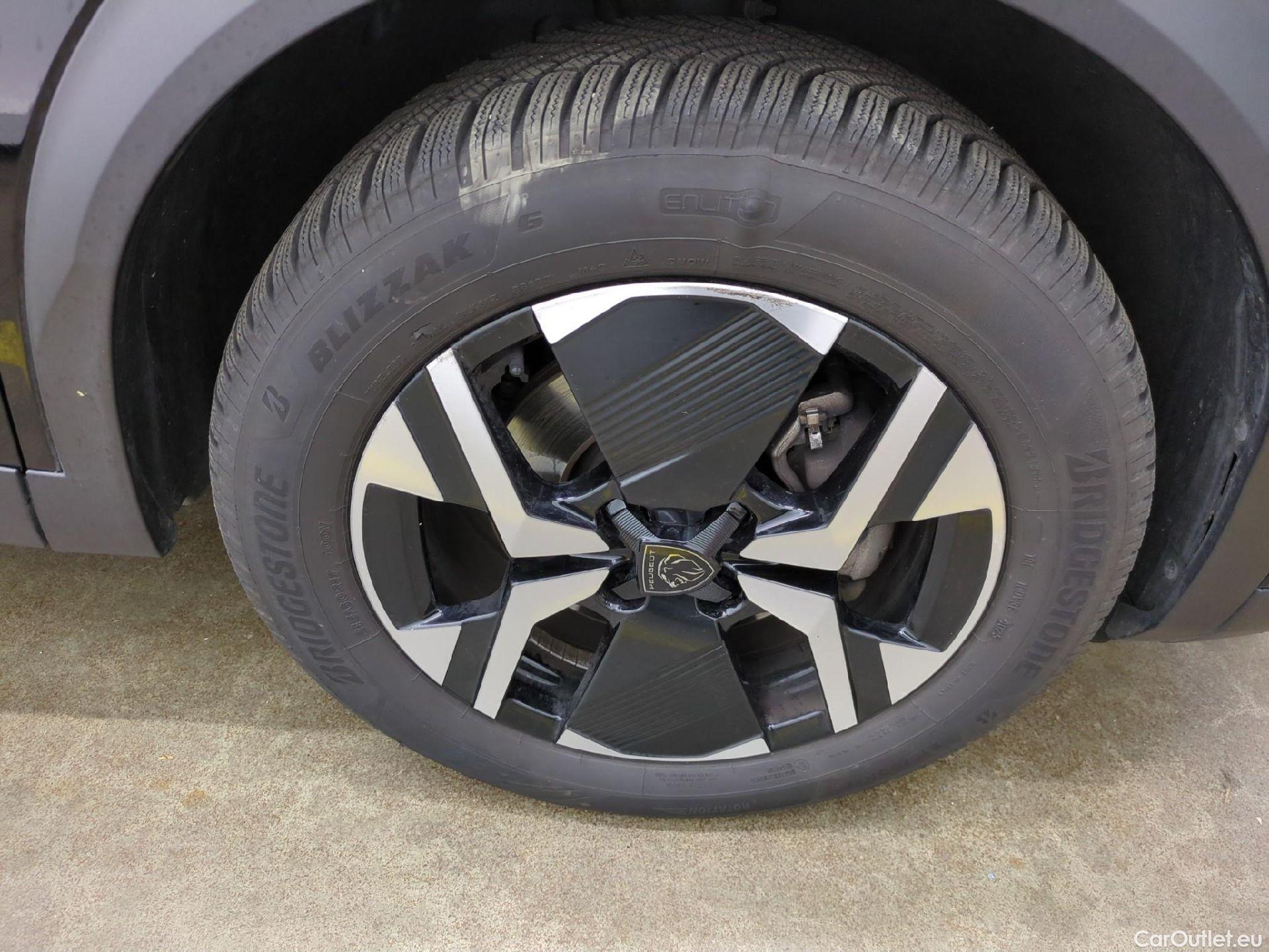  Peugeot  2008  Allure 1.5 HDi 130CV BVA8 E6d #7