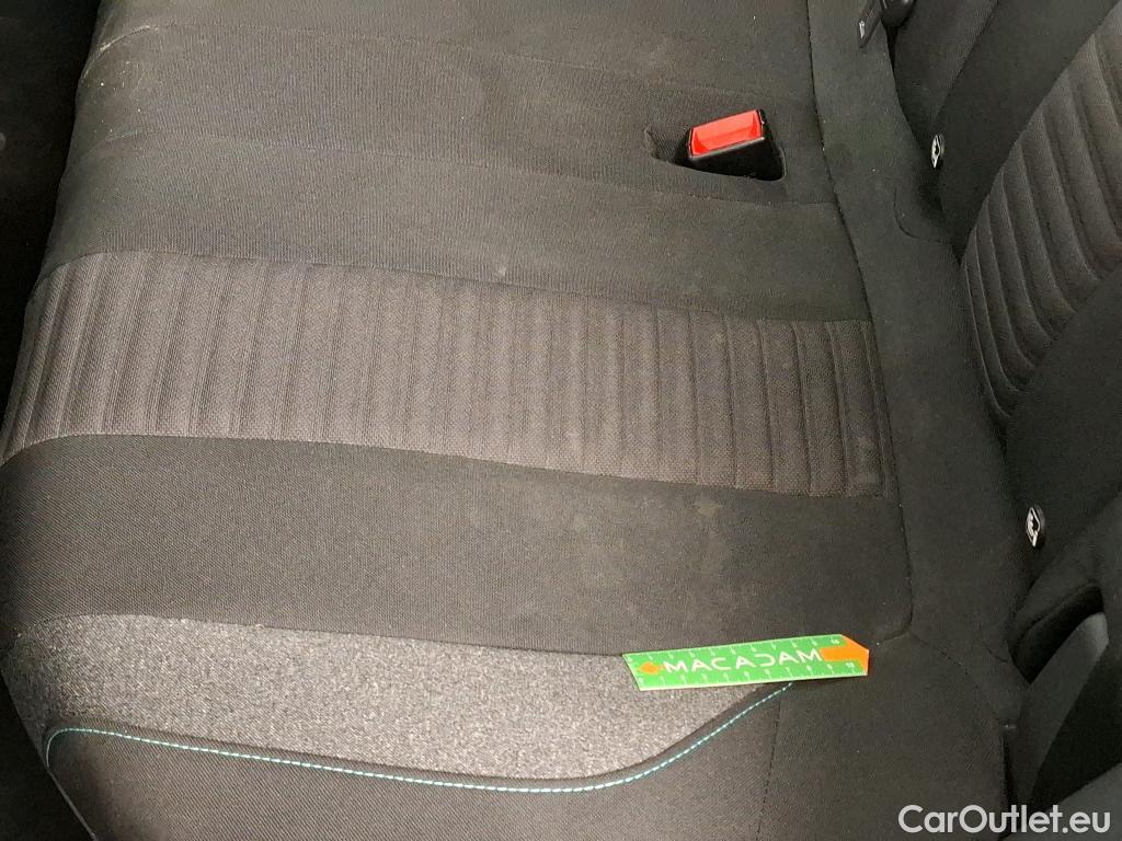  Peugeot  3008  II Style 1.5 HDi 130CV BVA8 E6d #12