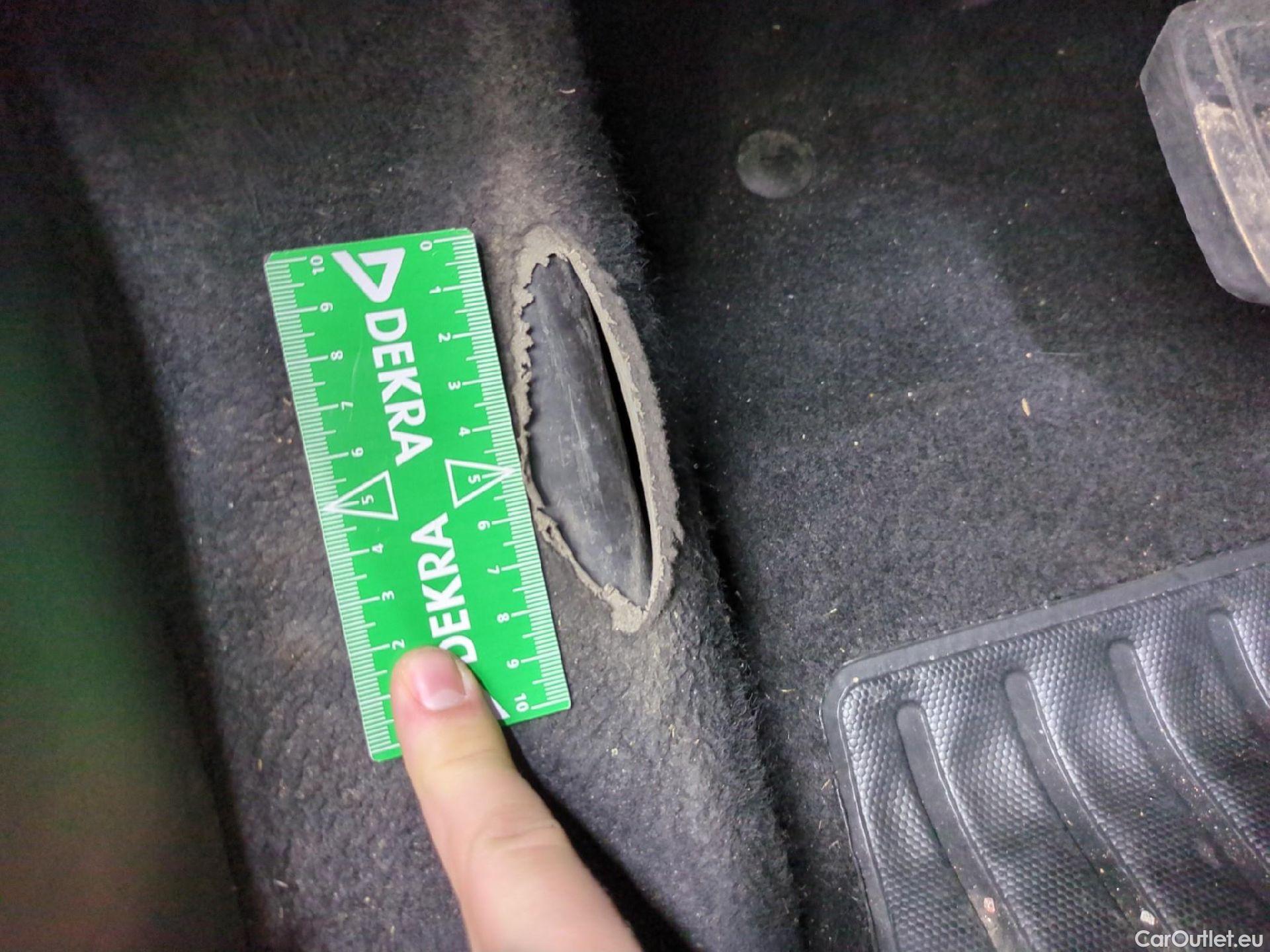  Peugeot  2008  Allure 1.5 HDi 130CV BVA8 E6d #3