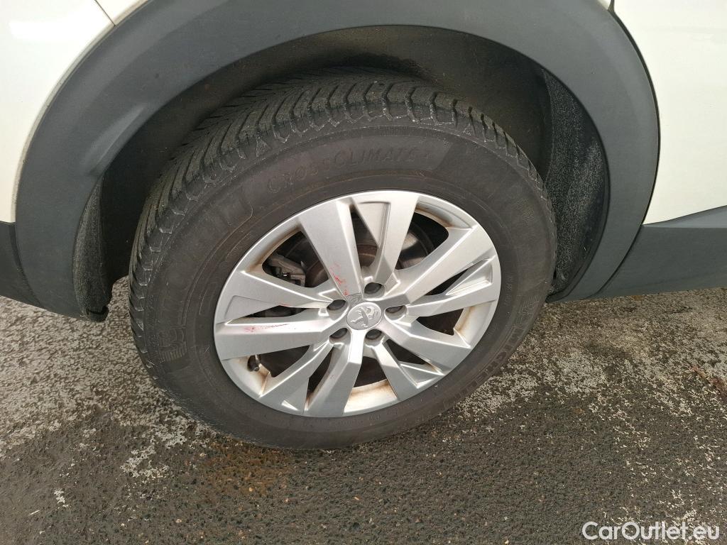  Peugeot  3008  II Active Pack 1.2 PureTech 130CV BVA8 E6d #5