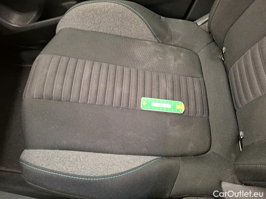  Peugeot  3008  II Active Pack 1.2 PureTech 130CV BVA8 E6d #9