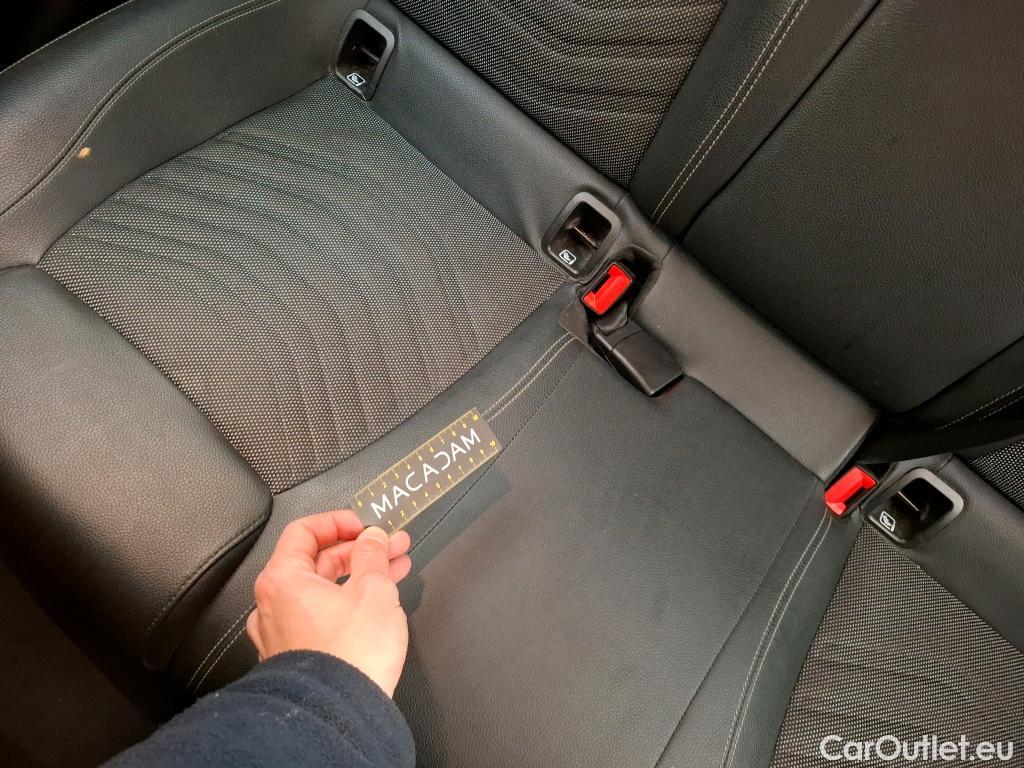  Mercedes  A-Klasse MERCEDES-BENZ Classe A Berline / 2018 / 4P / Berline A 200 d Business Line 8G-DCT #13