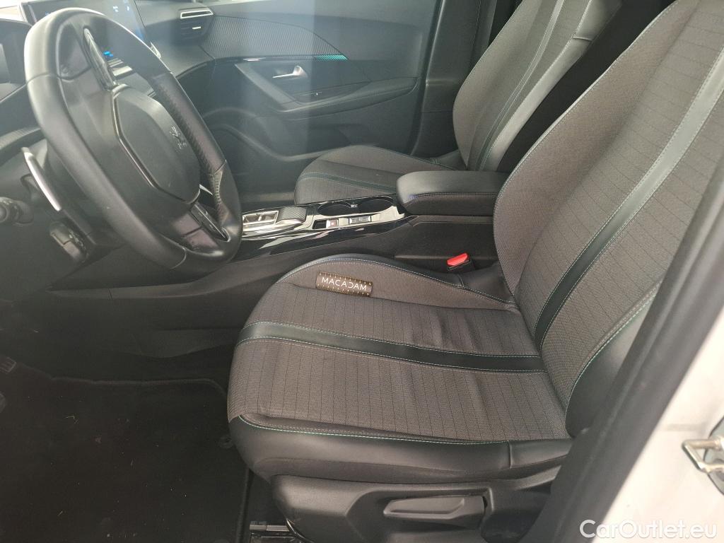  Peugeot  2008  Allure Pack 1.5 HDi 130CV BVA8 E6d #1