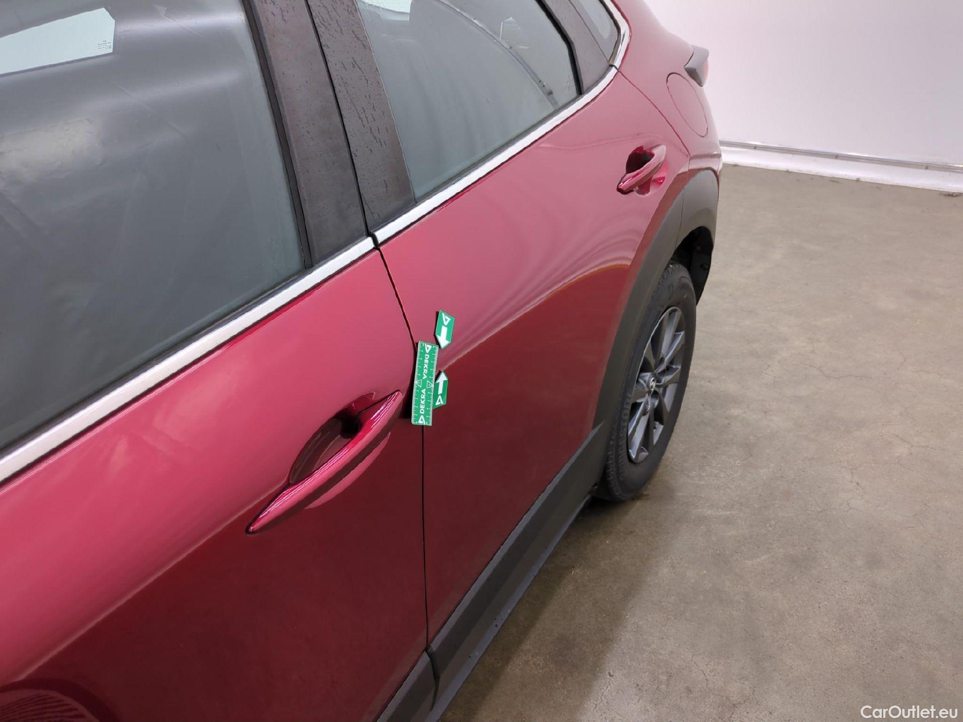  Land Rover  Discovery MAZDA CX-30 / 2019 / 5P / Crossover 2.0L Skyactiv-X M Hybrid Busi Ex BVA6 #17