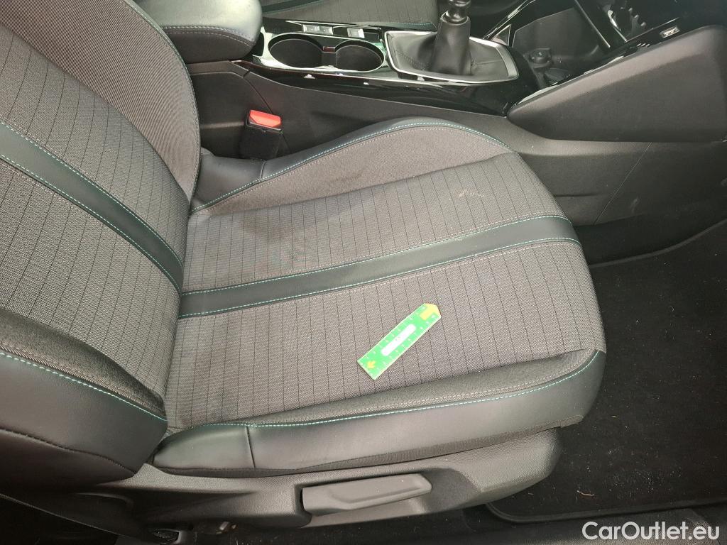  Peugeot  2008  Allure Business 1.5 HDi 110CV BVM6 E6d #18