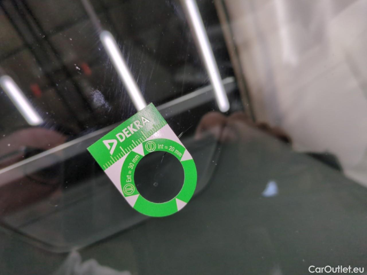  Peugeot  2008  Allure 1.5 HDi 130CV BVA8 E6d #4