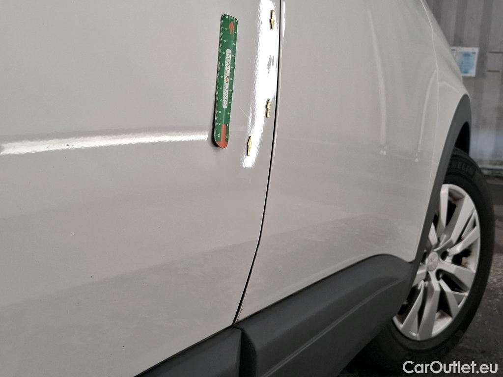  Peugeot  3008  II Active Pack 1.2 PureTech 130CV BVA8 E6d #3