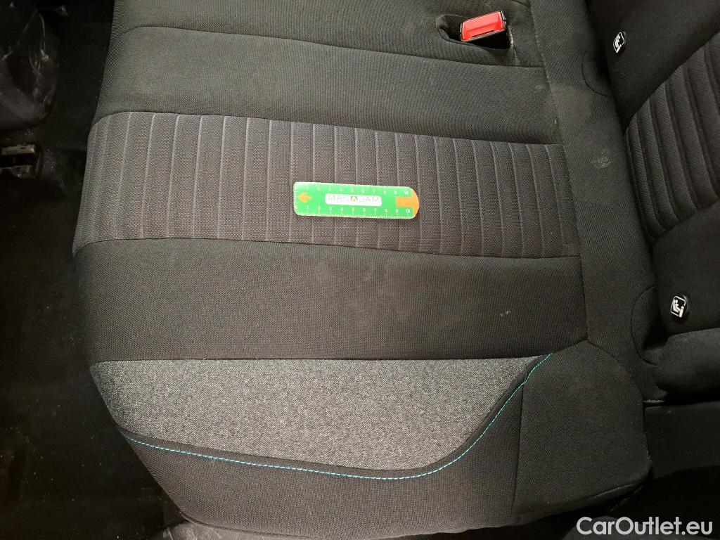  Peugeot  3008  II Active Pack 1.2 PureTech 130CV BVA8 E6d #23