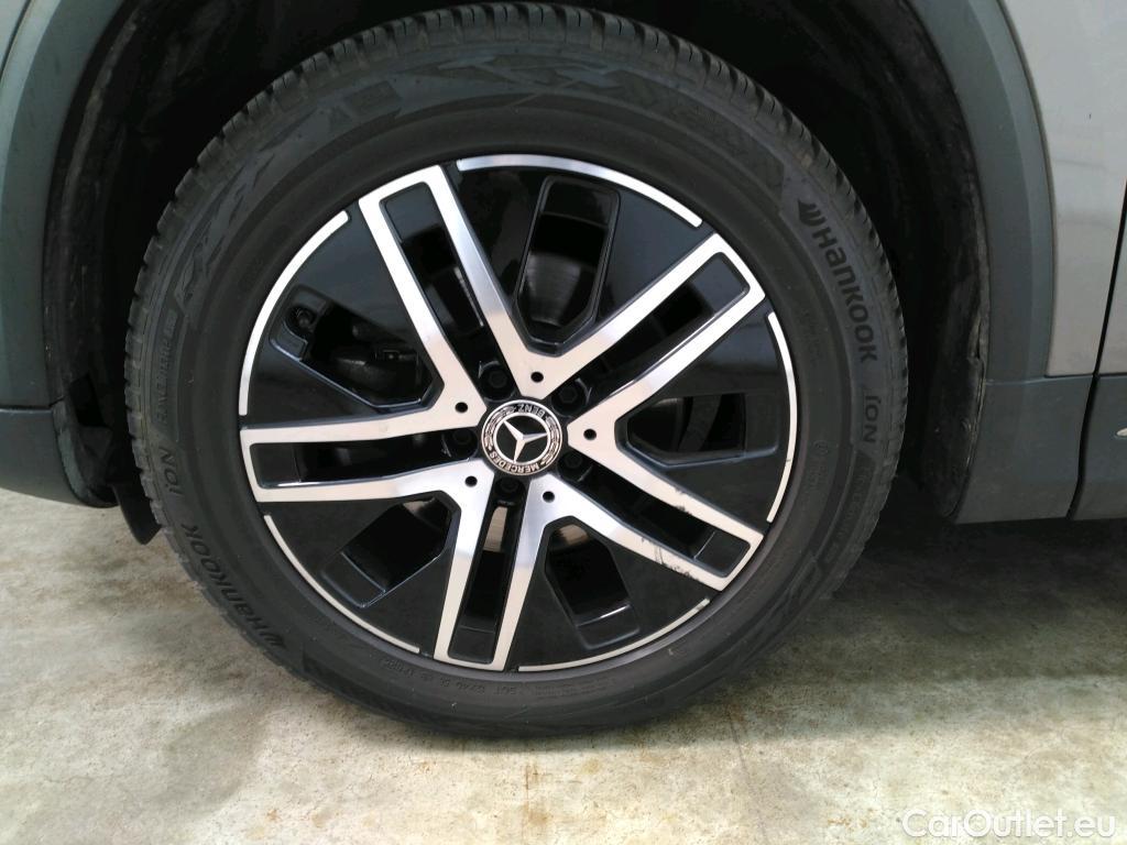  Mercedes  GLA MERCEDES-BENZ  / 2020 / 5P / SUV 2.0  200 D BUSINESS LINE DCT #13