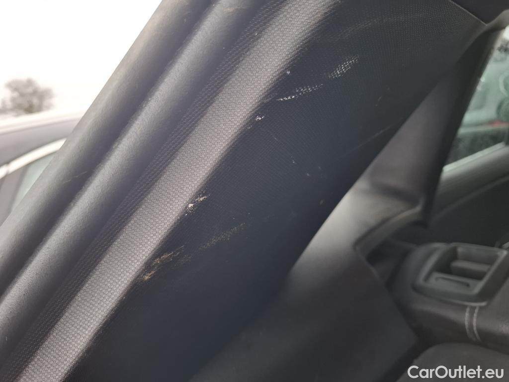  Mercedes  GLA MERCEDES-BENZ  / 2020 / 5P / SUV  250 e BUSINESS LINE DCT #26