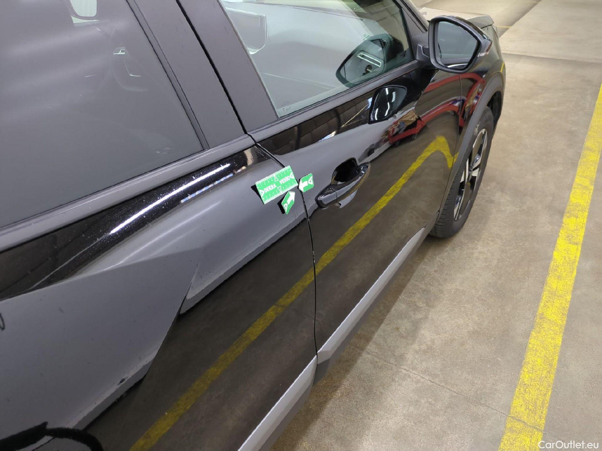  Peugeot  2008  Allure 1.5 HDi 130CV BVA8 E6d #21