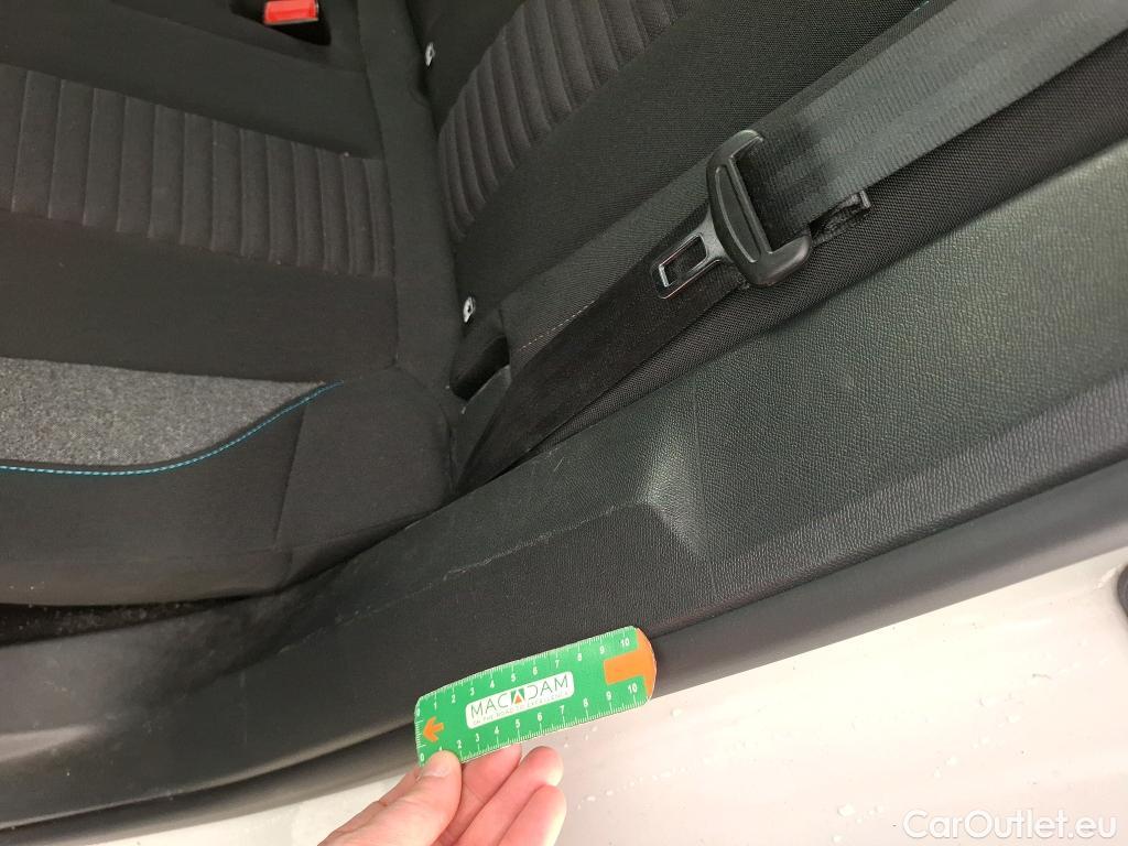  Peugeot  3008  II Active Pack 1.2 PureTech 130CV BVA8 E6d #11