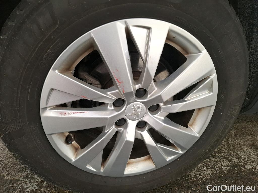  Peugeot  3008  II Active Pack 1.2 PureTech 130CV BVA8 E6d #6