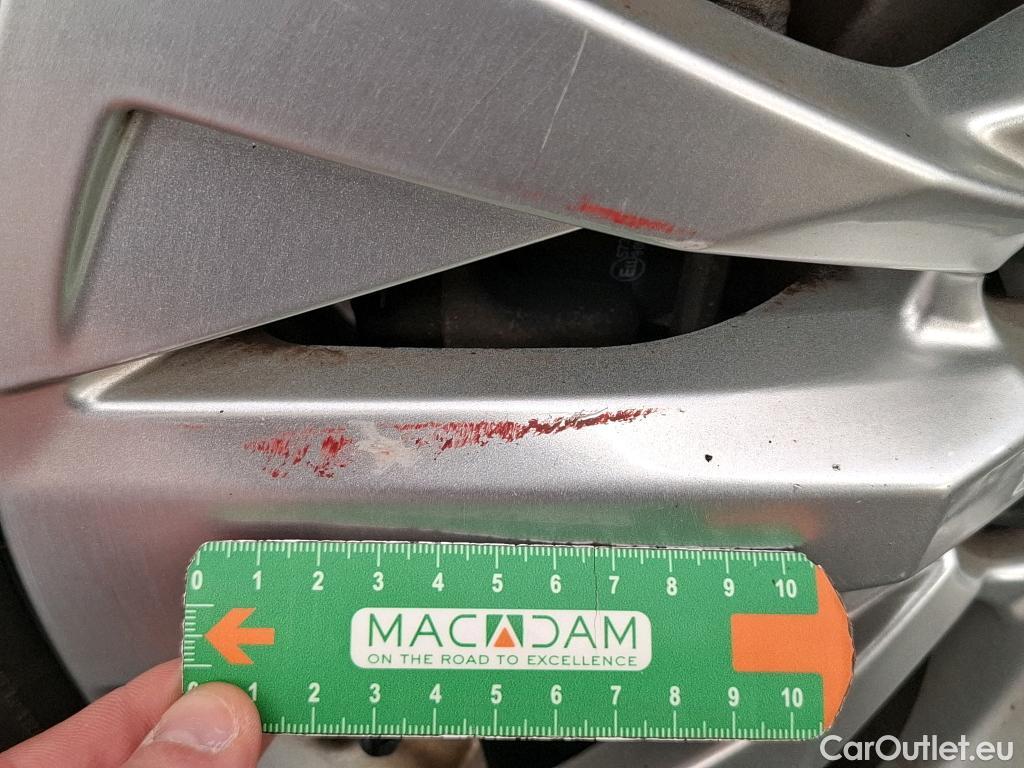  Peugeot  3008  II Active Pack 1.2 PureTech 130CV BVA8 E6d #8