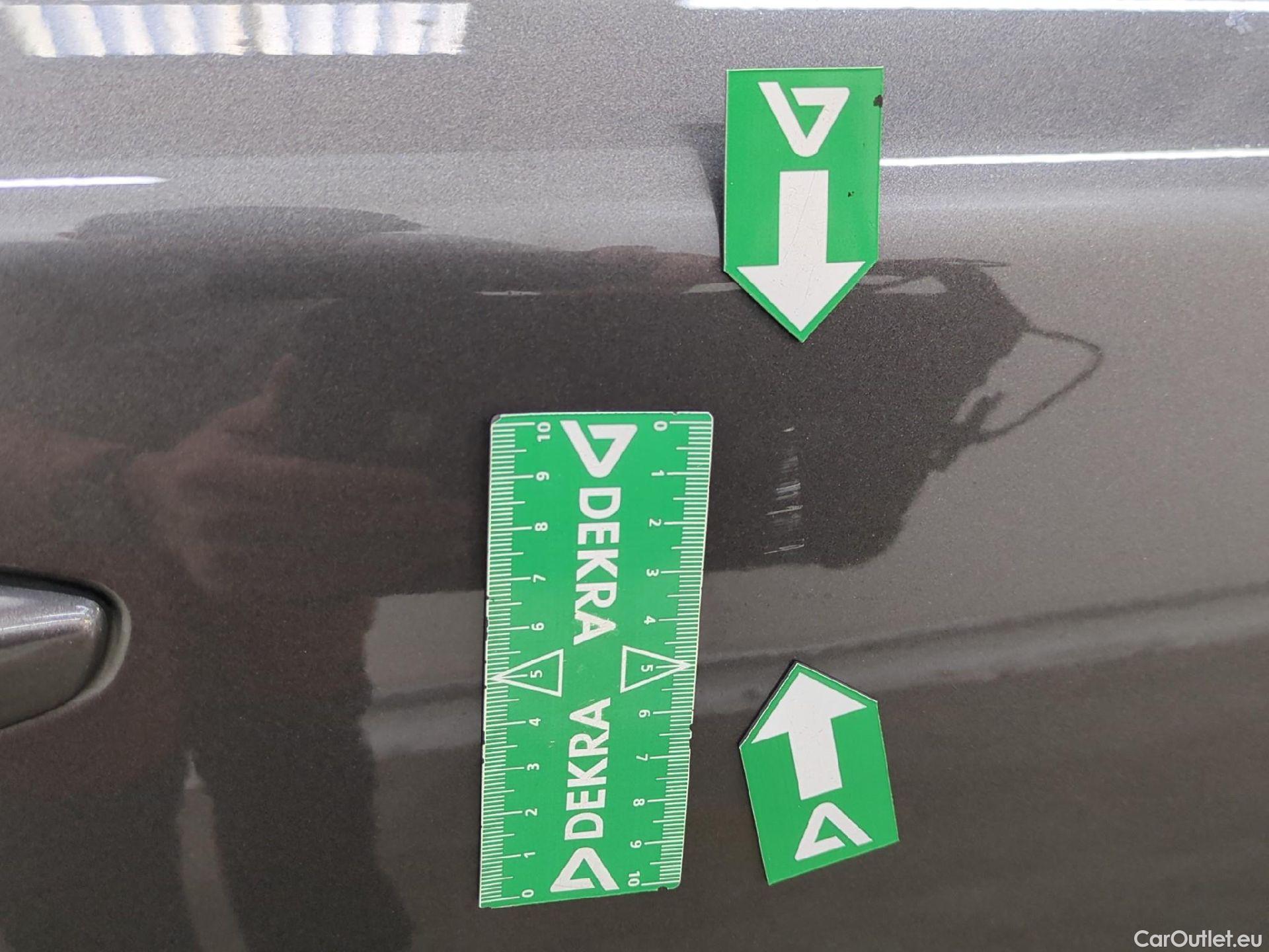  Peugeot  2008  Allure Pack 1.5 HDi 110CV BVM6 E6d #27