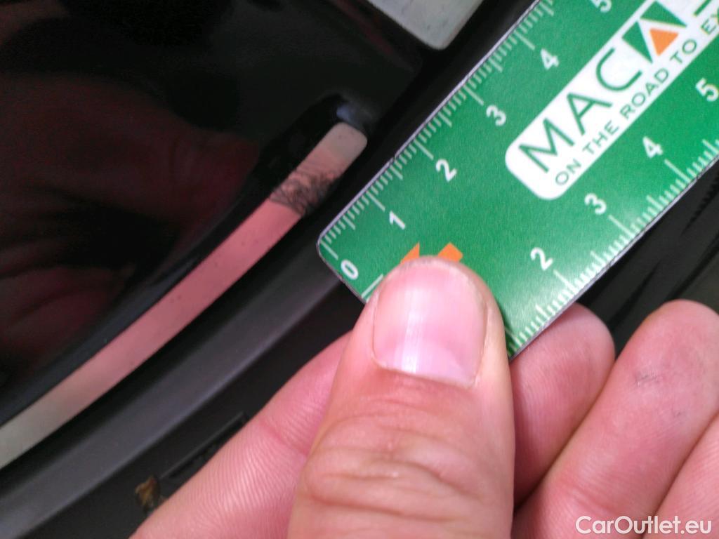  Mercedes  GLA MERCEDES-BENZ  / 2020 / 5P / SUV 2.0  200 D BUSINESS LINE DCT #17