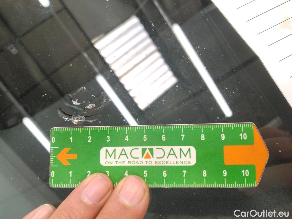  Mercedes  GLA MERCEDES-BENZ  / 2020 / 5P / SUV 2.0  200 D BUSINESS LINE DCT #4