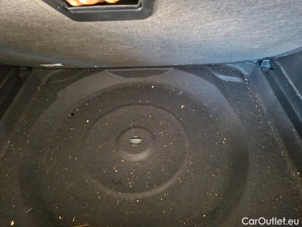  Peugeot  3008  Active Business 1.2 PureTech 130CV BVA8 E6d #4