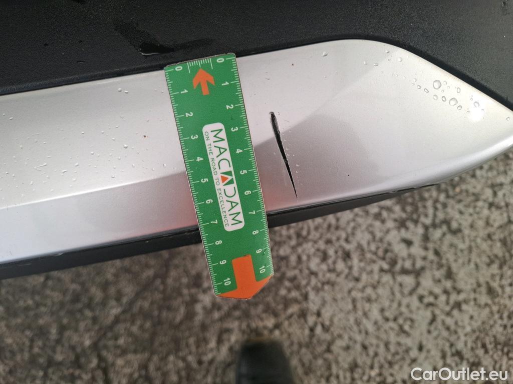  Peugeot  2008  Allure Business 1.5 HDi 110CV BVM6 E6d #26