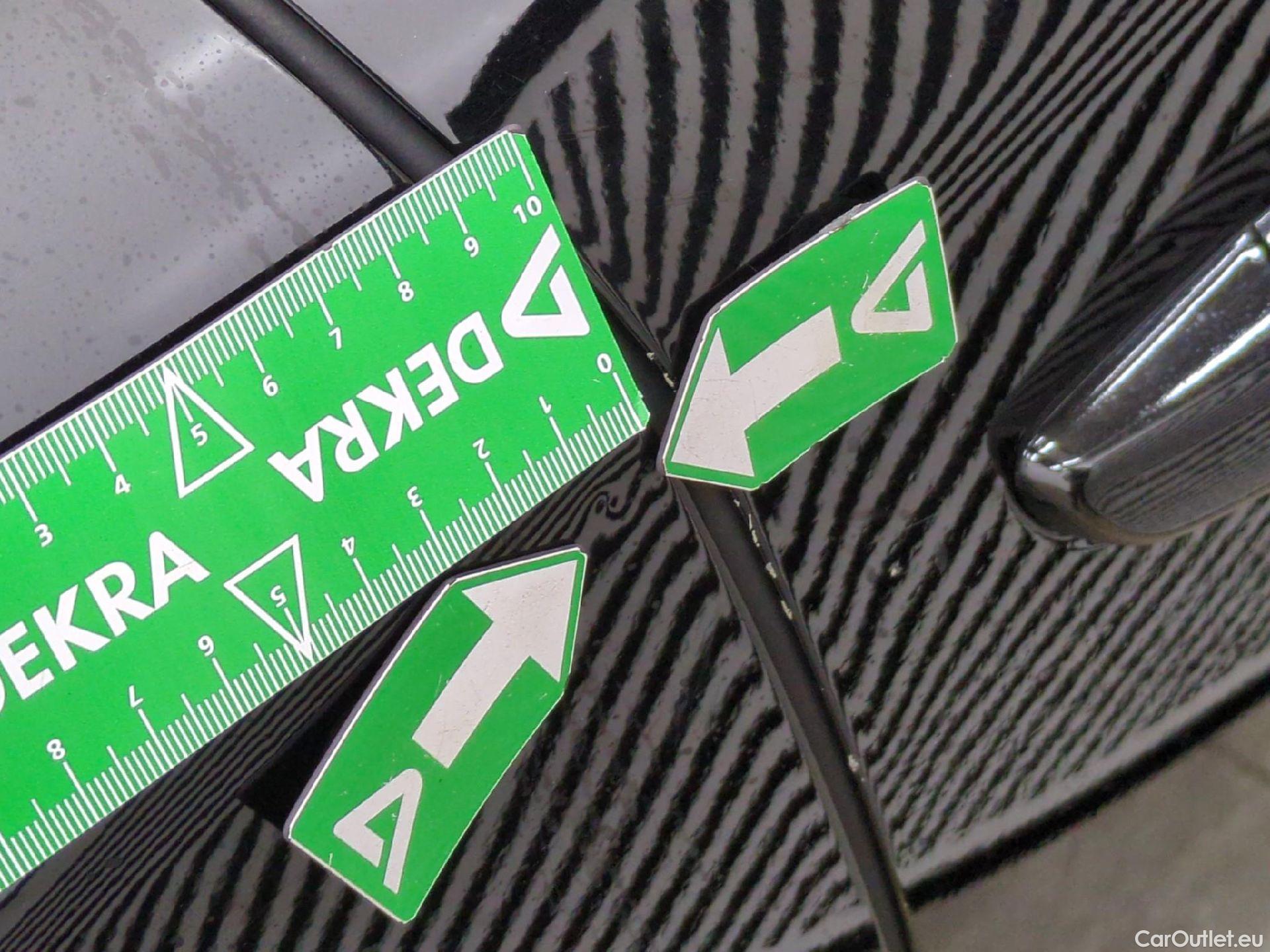  Peugeot  2008  Allure 1.5 HDi 130CV BVA8 E6d #20