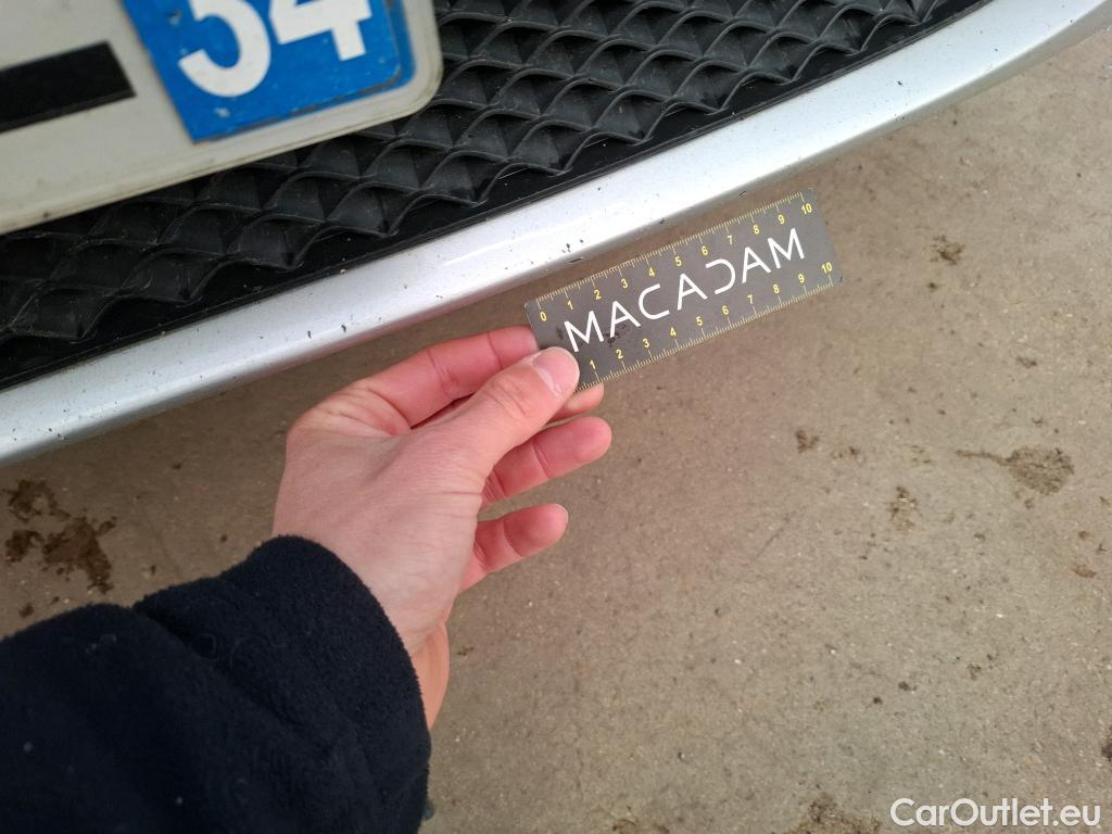  Mercedes  A-Klasse MERCEDES-BENZ Classe A Berline / 2018 / 4P / Berline A 200 d Business Line 8G-DCT #24